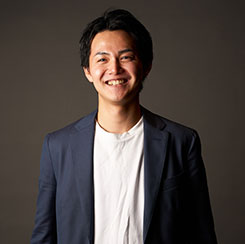津田　一樹