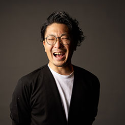 内山田　智久
